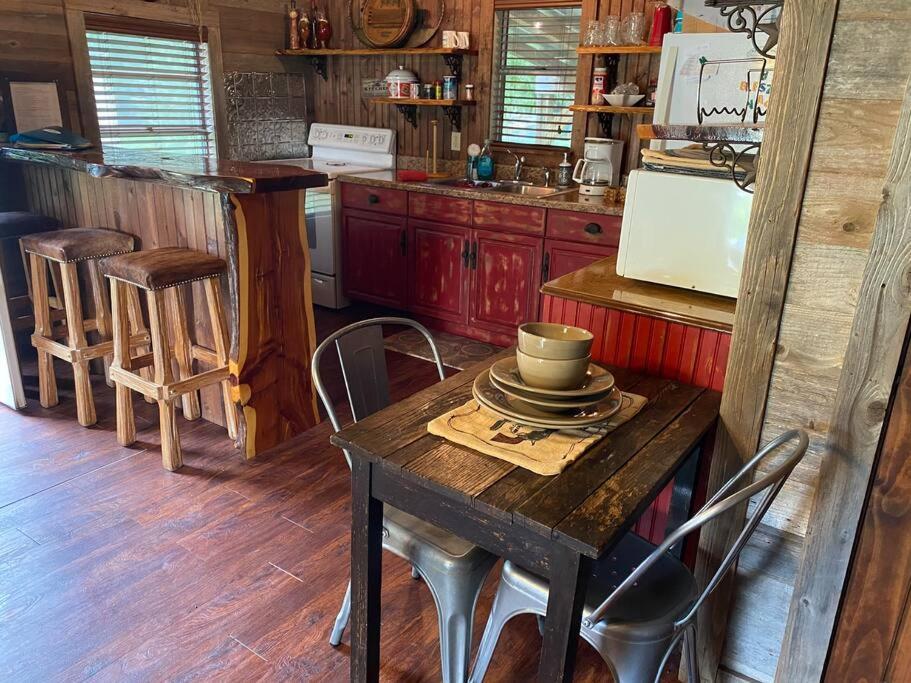 8Th St. Cowboy Haus I Biker Friendly I River バンディアラ エクステリア 写真