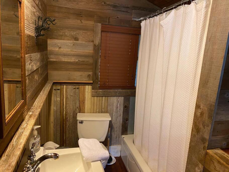 8Th St. Cowboy Haus I Biker Friendly I River バンディアラ エクステリア 写真